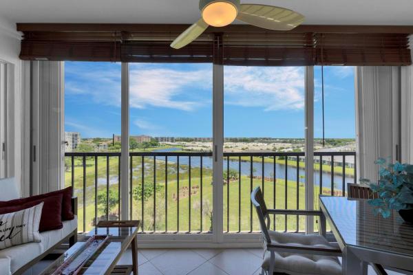 Huntington Lakes 3, 14426 Amberly Ln #703, Delray Beach, Florida 33446, image 1