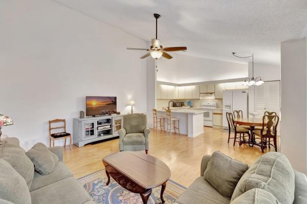 Barrwood, 8855 Thumbwood Cir #C, Boynton Beach, Florida 33436, image 2