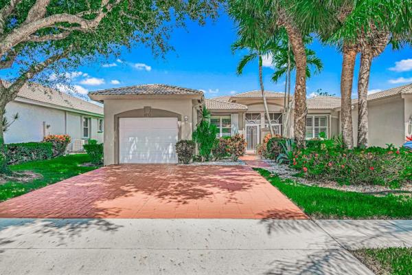 Palm Isles West, 9632 Crescent View Dr, Boynton Beach, Florida 33437, image 1