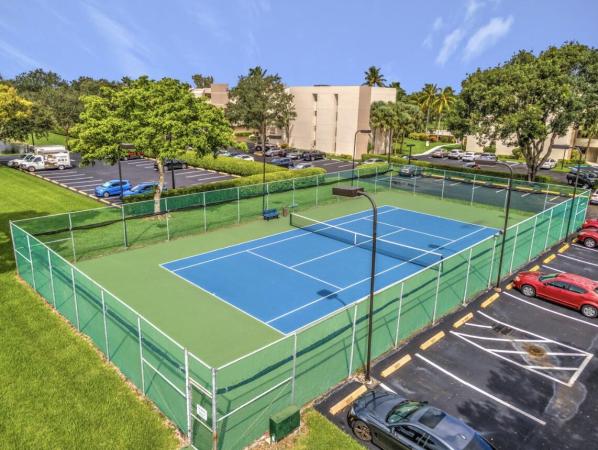 Camino Real Village, 5800 Camino Del Sol #206, Boca Raton, Florida 33433, image 3