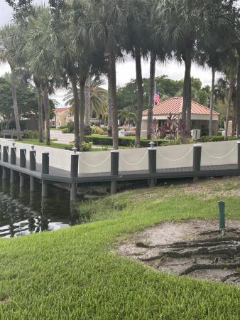 Camino Real Village, 5800 Camino Del Sol #206, Boca Raton, Florida 33433, image 2