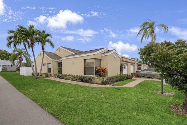 Villas On The Green, 4521 Challenger Way #72, West Palm Beach, Florida 33417, image 1