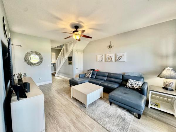Seminole Lakes, 303 River Bluff Ln, Royal Palm Beach, Florida 33411, image 1