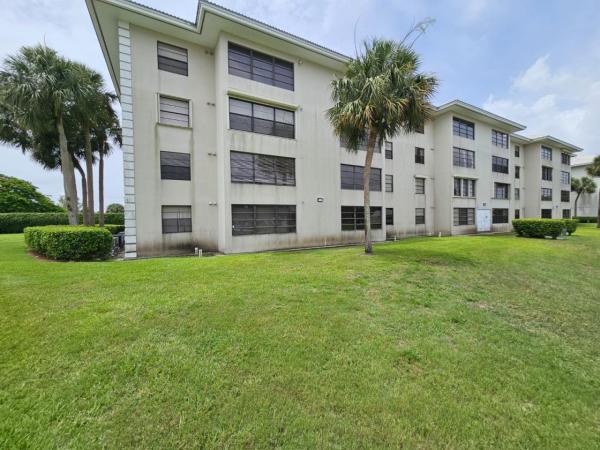 Whitehall At Camino Real, 6049 Balboa Cir #106, Boca Raton, Florida 33433, image 1