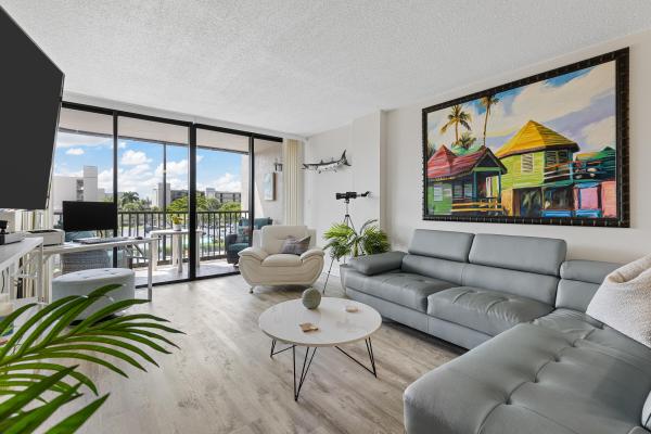 Boca Bayou, 4 Royal Palm Way #403, Boca Raton, Florida 33432, image 1