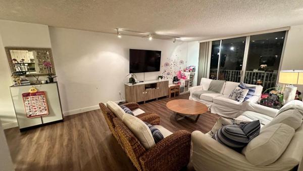 Admirals Port West, 2801 NE 183rd St #414W, Aventura, Florida 33160, image 2