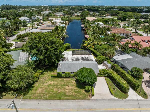 Lake Clarke Waterway Estates, 8416 Pine Tree Ln, Lake Clarke Shores, Florida 33406, image 1