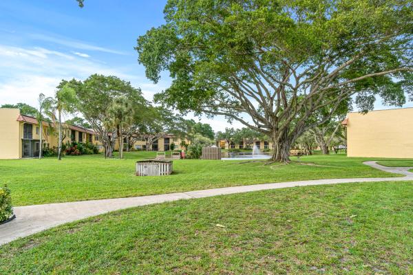 Boca Terrace, 892 SW 9th Street Cir #9, Boca Raton, Florida 33486, image 2