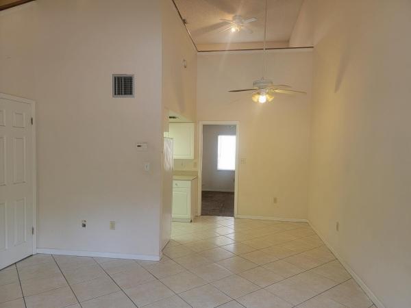 Southern Courtyard, 2005 Oleander Blvd #Apt B, Fort Pierce, Florida 34950, image 2