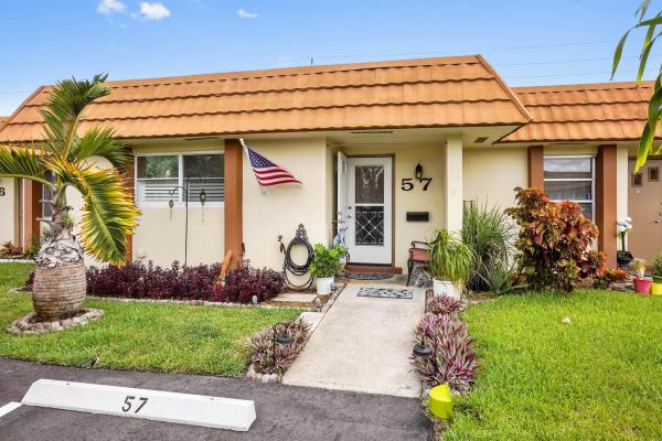Fernley 3 At Cresthaven Townhomes, 5730 Fernley Dr #57, West Palm Beach, Florida 33415, image 1
