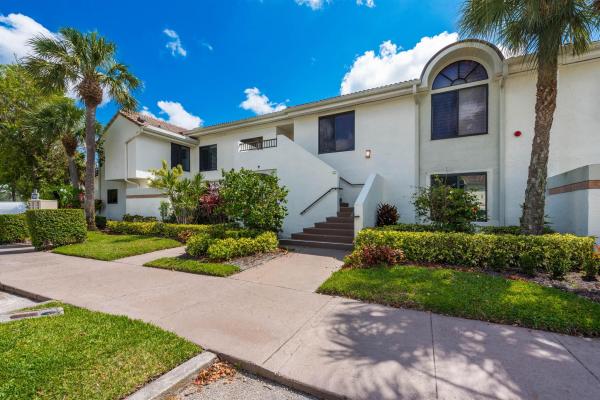 Gleneagles, 15940 Loch Katrine Trl #8305, Delray Beach, Florida 33446, image 1
