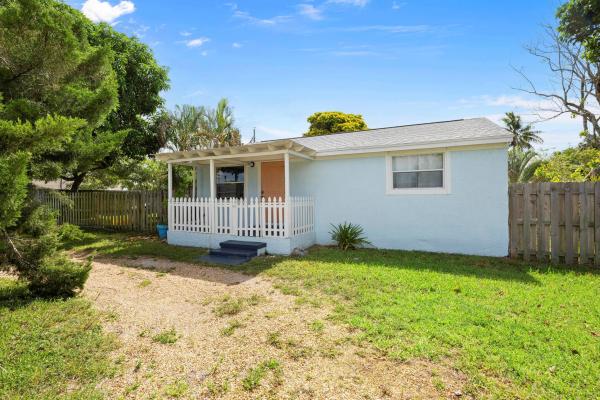 Hypoluxo Village, 6962 Florida Dr, Lake Worth Beach, Florida 33462, image 1
