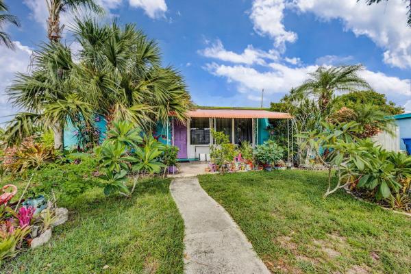 Palm Beach Colony, 699 Hibiscus Dr, Royal Palm Beach, Florida 33411, image 1