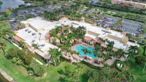 Crystal Pointe At Coral Lakes, 12454 Crystal Pointe Dr #101, Boynton Beach, Florida 33437, image 1