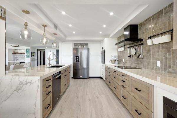 Parliament East, 2427 Presidential Way #802, West Palm Beach, Florida 33401, image 1