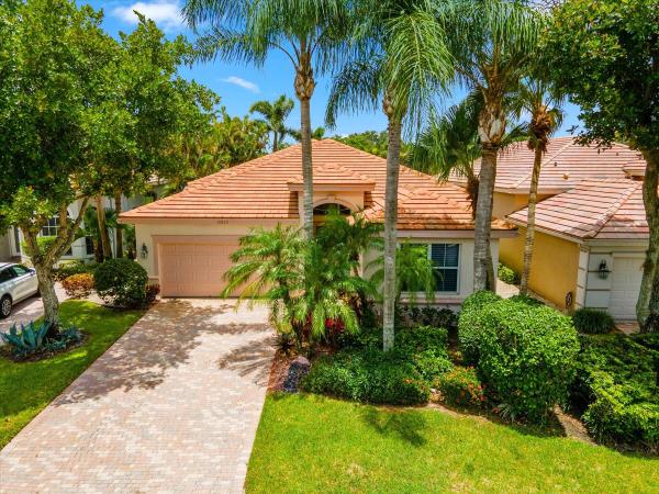 Imperial Isle At Wycliffe, 10823 Royal Devon Way, Lake Worth, Florida 33449, image 1