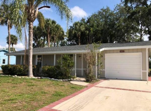 Hidden Oaks, 1371 SW Babcock Ave, Port St. Lucie, Florida 34953, image 2