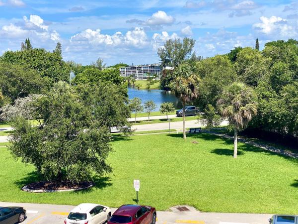 Swansea, 4004 Swansea A, Deerfield Beach, Florida 33442, image 1