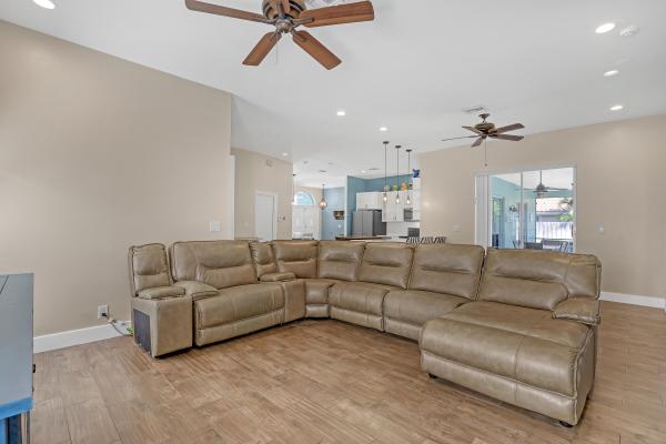 Wiltshire Village Of Greenview Shores 2, 1646 Wiltshire Village Dr, Wellington, Florida 33414, image 3