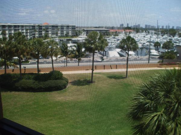 Marina Bay, 1030 Us Highway 1 #304, North Palm Beach, Florida 33408, image 1