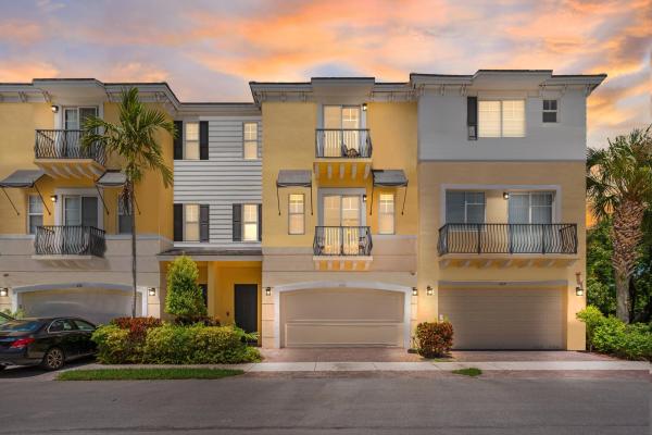 Vistazo At Boca Raton, 639 NW 38th Cir, Boca Raton, Florida 33431, image 1