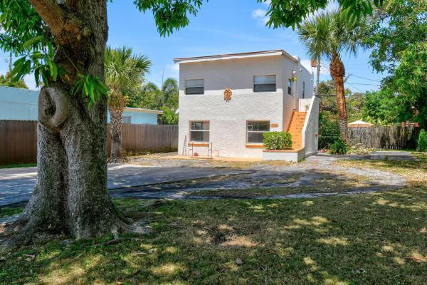 Colonial Estates, 515 Putnam Rd, West Palm Beach, Florida 33405, image 1