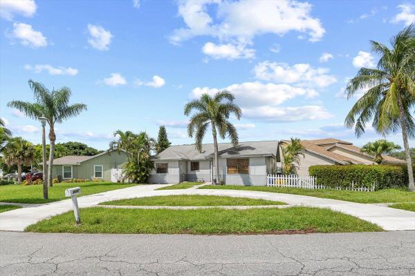 Lakeside Green, 4768 Brook Dr, West Palm Beach, Florida 33417, image 1