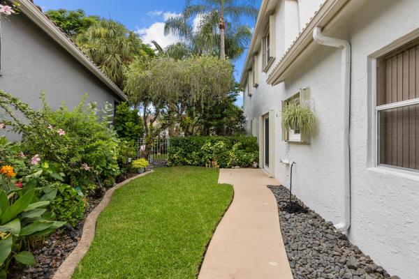 Ventura At Mission Bay, 10370 Buena Ventura Dr, Boca Raton, Florida 33498, image 1