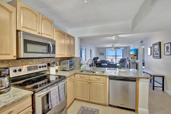 Lake Emerald, 110 Lake Emerald Dr #306, Oakland Park, Florida 33309, image 1