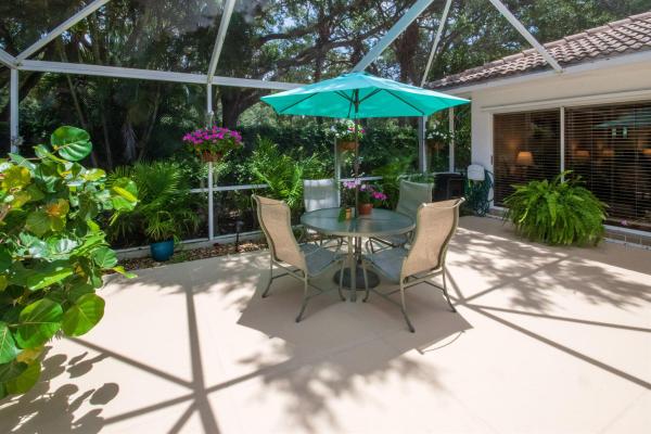 Sun Terrace At The Oaks, 2702 Pin Oak Ct, Palm Beach Gardens, Florida 33410, image 1