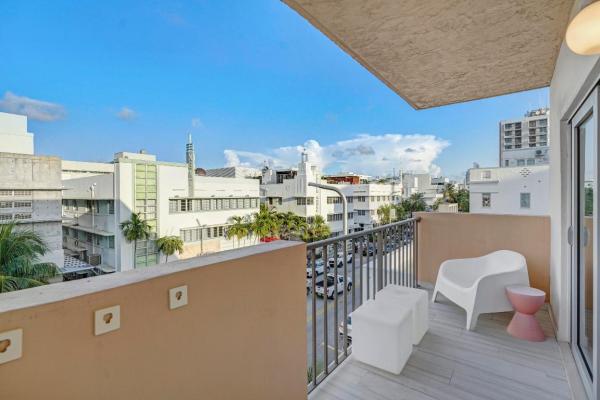 Collins Vista, 1150 Collins Ave #406, Miami Beach, Florida 33139, image 1