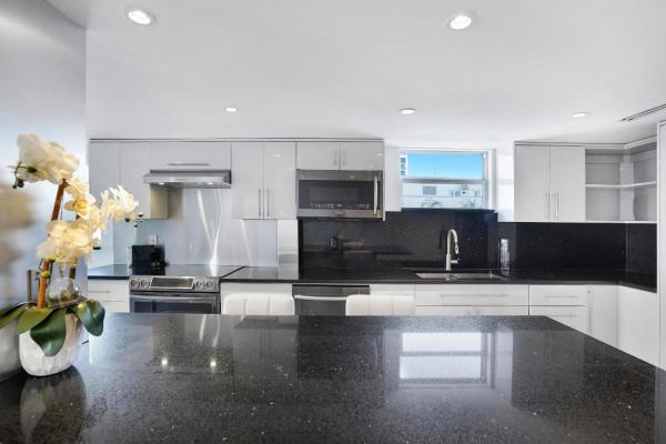 Collins Vista, 1150 Collins Ave #406, Miami Beach, Florida 33139, image 2