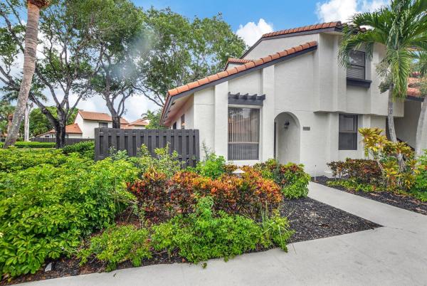 Village Homes At Town Place, 5678 Fox Hollow Dr #A, Boca Raton, Florida 33486, image 1