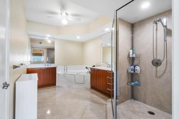 Marina Grande Club & Residences, 2650 Lake Shore Dr #2101, Riviera Beach, Florida 33404, image 3