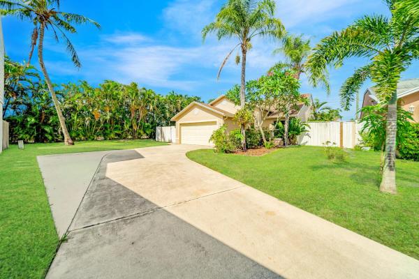 Boynton Lakes North, 13 Ripley Way, Boynton Beach, Florida 33426, image 1