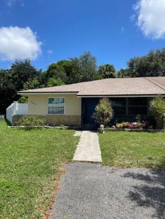 Gardens Park, 4845 Brady Ln, Palm Beach Gardens, Florida 33418, image 1