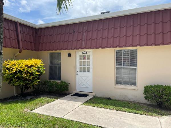 692 Marlboro Oval, Lake Worth Beach, Florida 33467, image 1