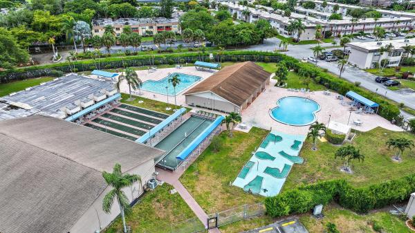 Lakeside Village, 725 Lori Dr #201, Palm Springs, Florida 33461, image 1