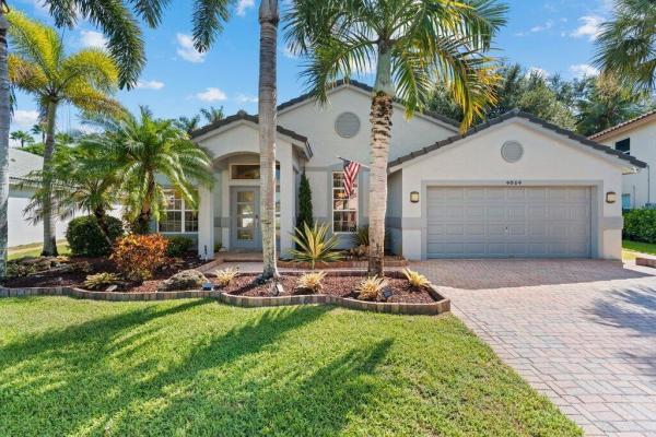 Bahia Bay, 4054 Bahia Isle Cir, Wellington, Florida 33449, image 1