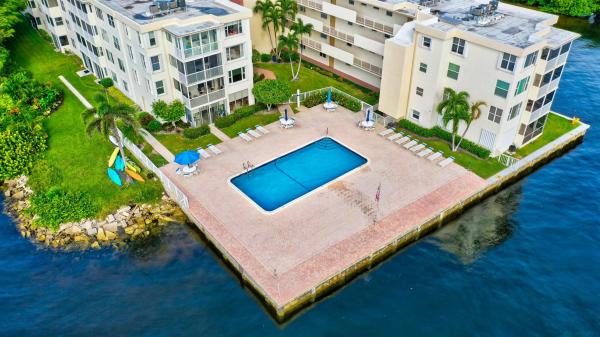 Seacrest Villas, 1810 New Palm Way #318, Boynton Beach, Florida 33435, image 1