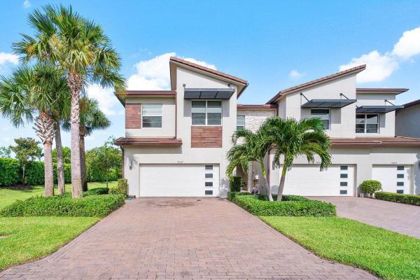 Andalucia, 9067 Kingsmoor Way, Lake Worth, Florida 33467, image 2