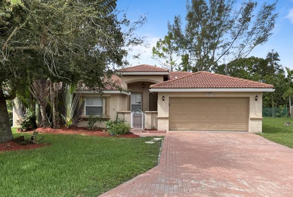 Crestwood Cove, 124 Sycamore Dr, Royal Palm Beach, Florida 33411, image 1