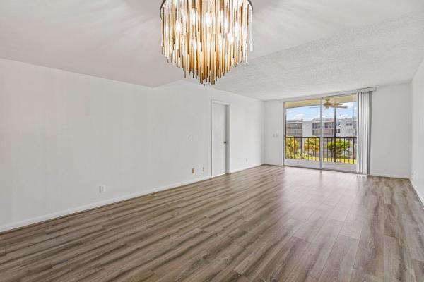 Boca Teeca, 198 NW 67th St #403, Boca Raton, Florida 33487, image 3
