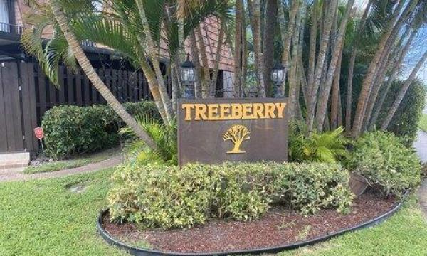 Treeberry, 4231 Turnberry Cir #3, Lake Worth Beach, Florida 33467, image 1