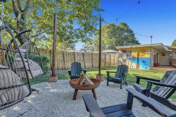 Pine Tree Park, 1310 SW 30th St, Fort Lauderdale, Florida 33315, image 1