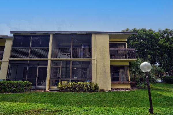 Meadowridge East, 1921 SW 15th St #35, Deerfield Beach, Florida 33442, image 2