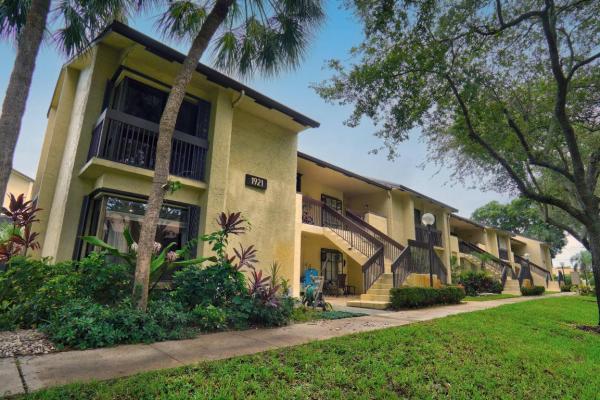 Meadowridge East, 1921 SW 15th St #35, Deerfield Beach, Florida 33442, image 2