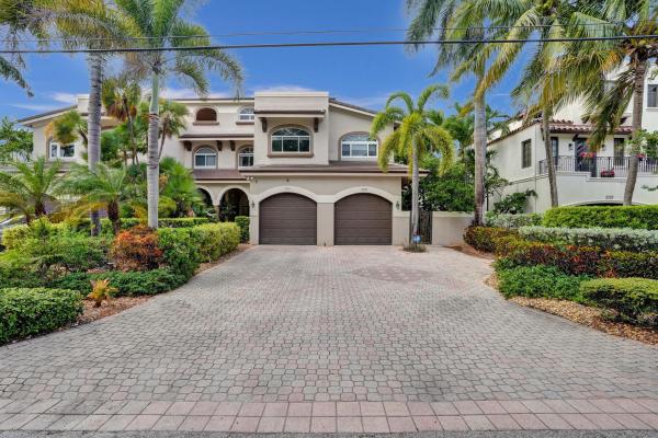 Rio Blanco Townhomes, 2719 NE 15th St, Fort Lauderdale, Florida 33304, image 1