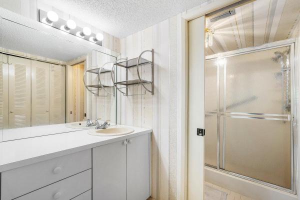 Town Villas At Moon Lake, 9155 Flynn Cir #2, Boca Raton, Florida 33496, image 3