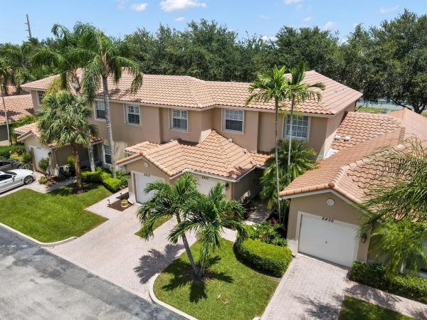 Boynton Oasis, 6432 Park Lake Cir, Boynton Beach, Florida 33437, image 1